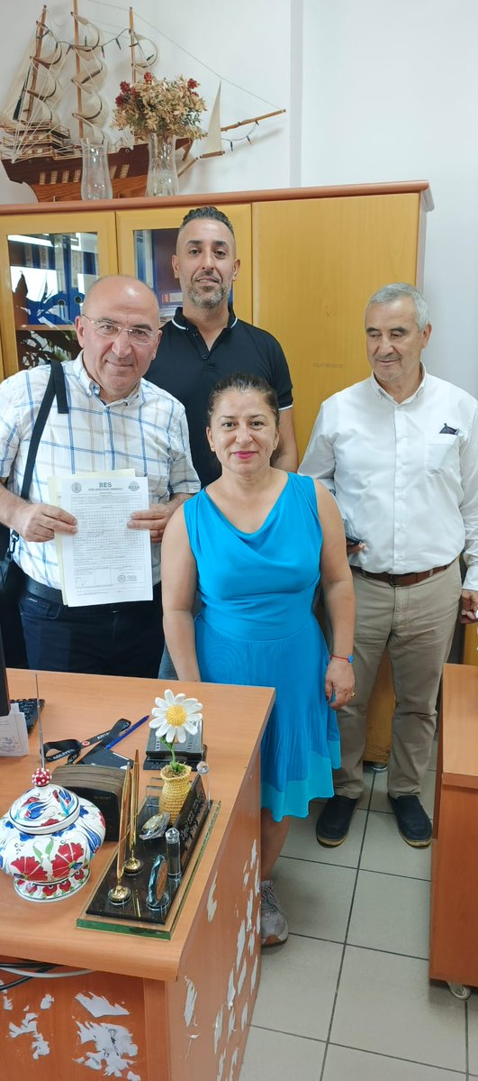 BESAntalya's tweet photo. Genel Sekreterimiz Sedat Suna, Hukuk Sekreterimiz Cengiz Yılmaz, Basın Yayın Sekreterimiz Yılmaz Tuluk ve Şube Yönetim Kurulu üyelerimizle birlikte Antalya Adliyesindeki büro emekçilerini ziyaret ettik. https://t.co/yWMDTlwNxp