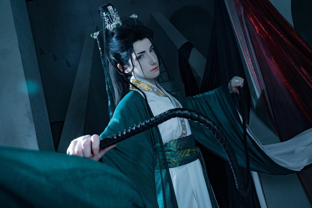 hochu_spaat's tweet photo. Qing Jing Peak Lord Shen Qingqiu! 🍃

#svsss #ScumVillainsSelfSavingSystem #ShenQingqiu #sqq

Ph Shinori https://t.co/7acIkdDUzq https://t.co/sN8L48ZhB6
