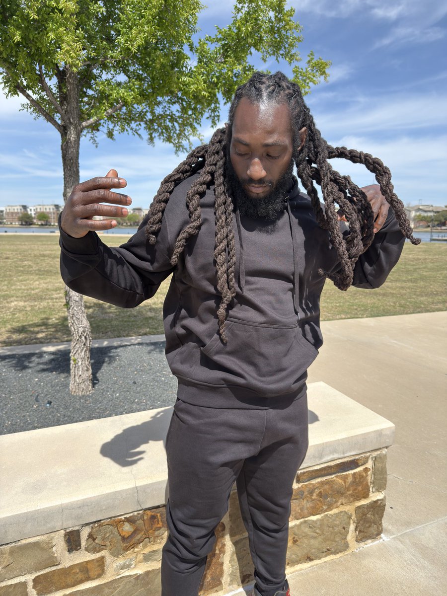 bdsb65's tweet photo. Big Steppa #dtx #dallas #dfw https://t.co/QlyhEFnVb3