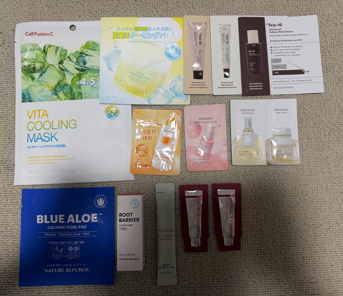 _eriponF's tweet photo. Amazon K-beauty Glow Upに行ってきました！
13時半で10分前に整列して40分くらいには入れました🥺
激混みしてたので1階から順番に回って行くことに✨
人気のブースは一時中断が多くて並べないこともあって4ブースは諦めました🥹
15ブース回って5種サンプル貰いました！(3枚目右)
�� https://t.co/NA1hX0sDB0