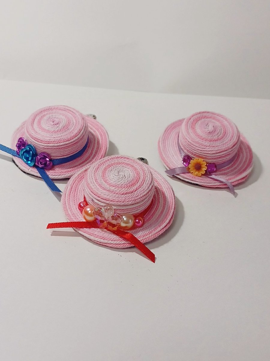 Moco04733322's tweet photo. めっちゃ作った
#ハンドメイド
#アップサイクル 
#ペットボトルキャップ https://t.co/bihz8PFMDO