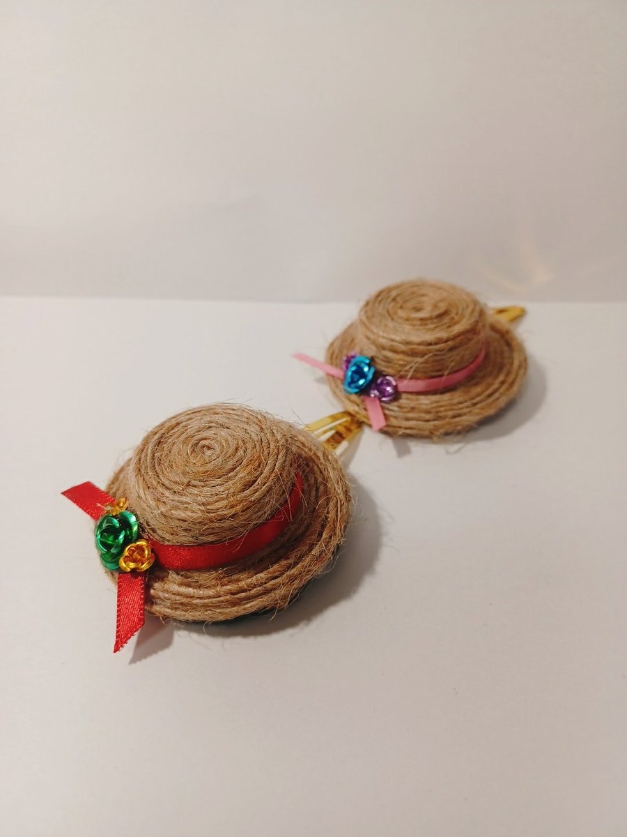 Moco04733322's tweet photo. めっちゃ作った
#ハンドメイド
#アップサイクル 
#ペットボトルキャップ https://t.co/bihz8PFMDO