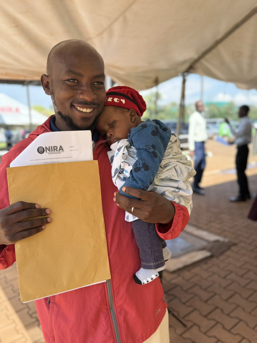 Oquals's tweet photo. I need some 10 people who registered their children for NINs, and would like to find out status of the application (s). 

Share only application ID (s). I will assist. 

 📷 @NIRA_Ug https://t.co/bJTkRNgcx4