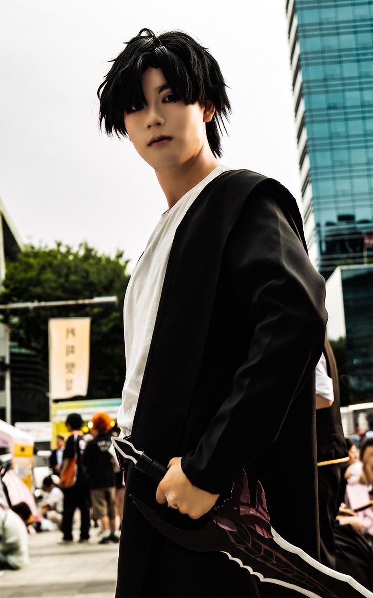 ryuuee00's tweet photo. 26.07.04 대구 엑스코 이밤코

《나혼렙 성진우》

[코스어]
 @flyingdragon08

#コスプレ #cosplay #코스프레 #이밤코 #나혼렙 #성진우 https://t.co/S4PhY05Ief