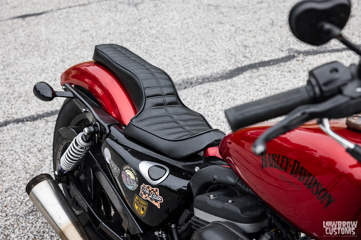 LowbrowCustoms's tweet photo. 🔥 New Sportster '04-up seats from @haifleyseats are here! With 2 styles, King Queen or Cobra, available in pleat or diamond stitching. We've also got @thegasbox sissy bars to perfectly mount the King Queen seats. Premium comfort &amp; extremely stylish. #lowbrowcustoms #haifleyseats https://t.co/ReAawNi4AW
