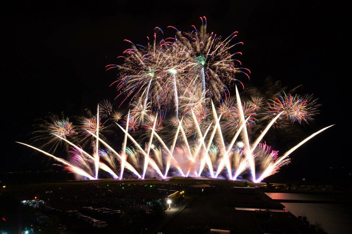 ktwatcher's tweet photo. 第22回男鹿日本海花火【男鹿市】 - 2026年8月14日(木) #秋田 #イベント → https://t.co/BUrXVctppS https://t.co/0DTno7r9c6