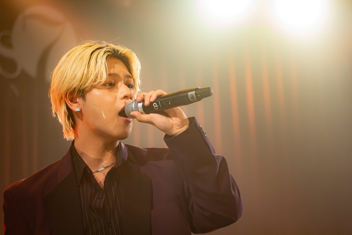 imosen_maro's tweet photo. 2026/07/05
📍福岡 Gate's7
『FUKUOKA Sparkle Live』
ONE BLENDER【ワンブレンダー】
たくや サン
@takuyadesu_0
@oneblender0821
#ワンブレンダー
#福岡アイドル
#ライブ写真
#Gates7 https://t.co/zdz6l89vpv