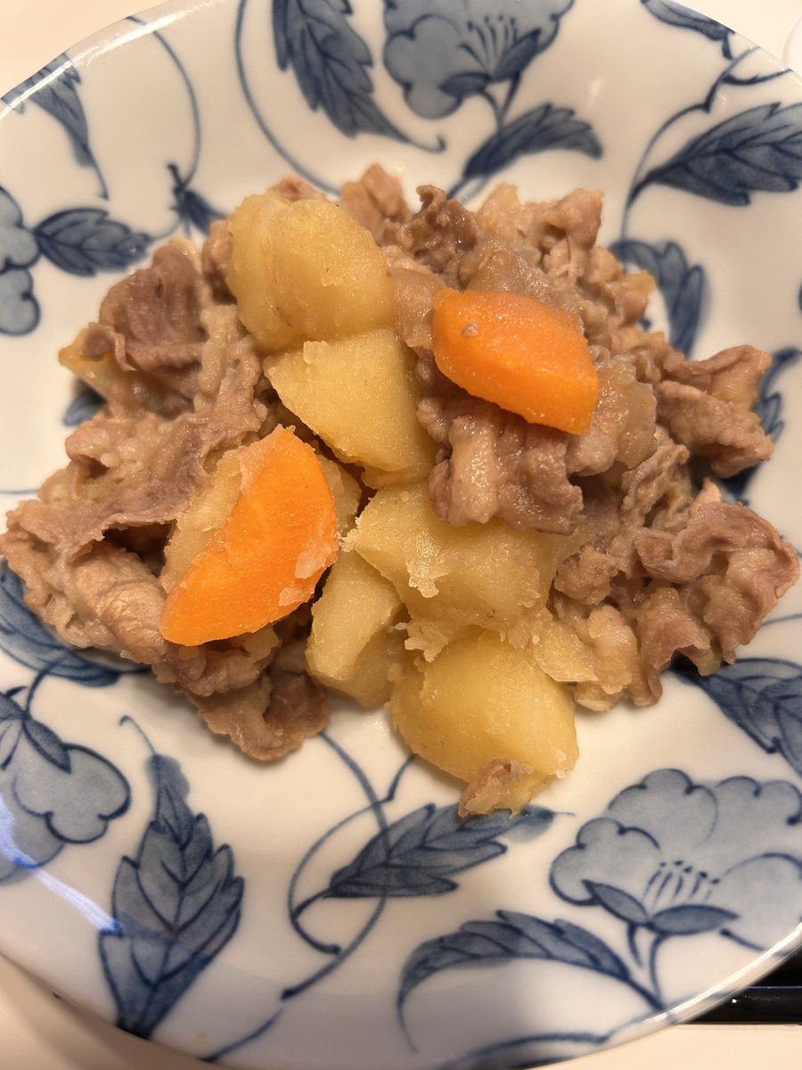 meicho_colate's tweet photo. 肉肉しい肉じゃが https://t.co/A44mxN4yom