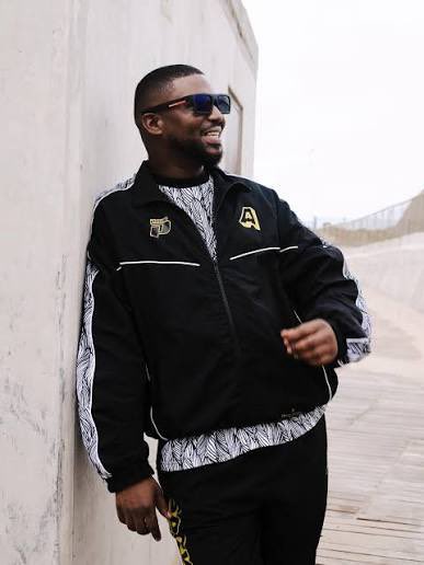 RealSihleIV's tweet photo. Okmalumkoolkat doesn’t get enough credit for how much he influenced the sound of modern SA hip hop. A whole generation borrowed from his blueprint, whether they’ll admit it or not. https://t.co/8CYEh117i6