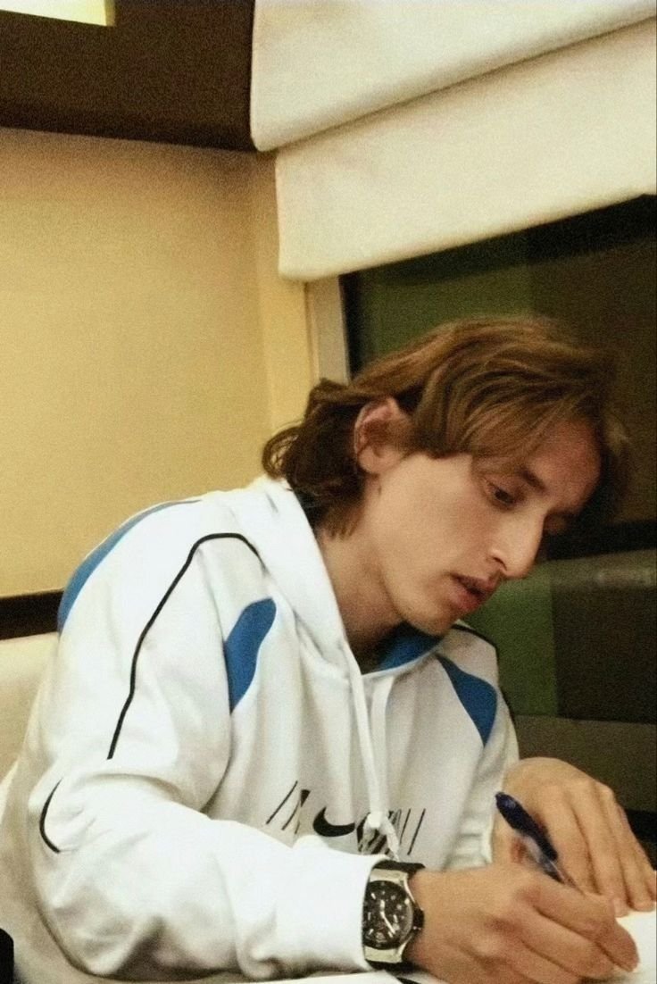 dailymodric's tweet photo. https://t.co/kdU6sYMBG4
