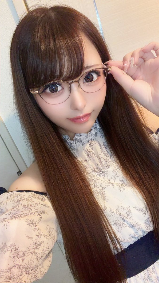 視力はそこまで悪くないけど乱視が酷いので眼鏡を買いました これで