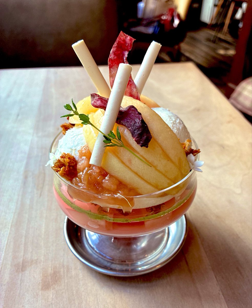 omemedamon_'s tweet photo. COTO CAFEでひくねとグルメ
桃のグリークパフェ🍑 https://t.co/DtJFC7XqpQ