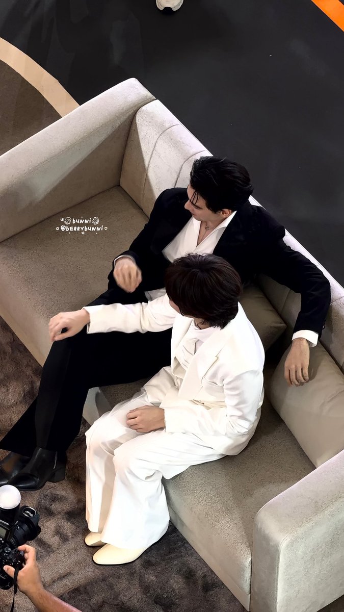 _berrybunni_'s tweet photo. เหมือนมาเฟียมีเมียเด็กอะ

KENGNAMPING X PISEN
#FullyChargedWithPisen  
#KengNamping #เก่งน้ำปิง https://t.co/lByDdiamKJ