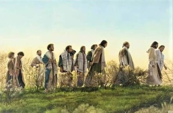 DanielB88599902's tweet photo. As His Apostles did in days of old, we must follow Our Lord, Jesus Christ, now and forever! It is The Way, The Truth, and The Life! #followhim https://t.co/cwvgOkLFi5