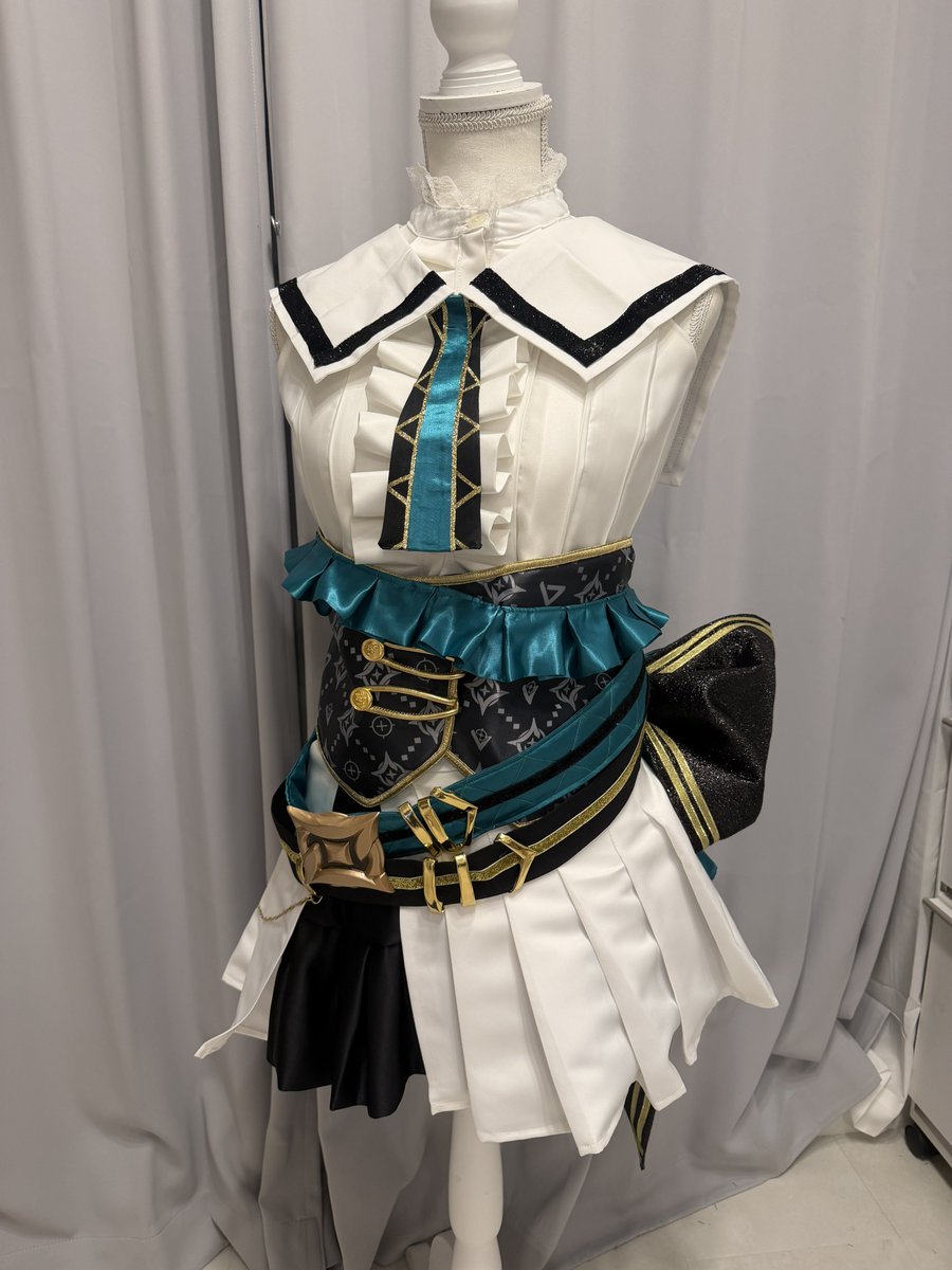 kuroma_cos_'s tweet photo. ぶいすぽアイドル衣装4着完走した😭😭😭😭✨✨✨✨✨✨✨✨✨😭✨😭😭✨

頑張ったよぉ😭😭😭😭😭😭褒めてぇ😭😭😭😭😭😭😭😭😭 https://t.co/YrpIlBbNTz