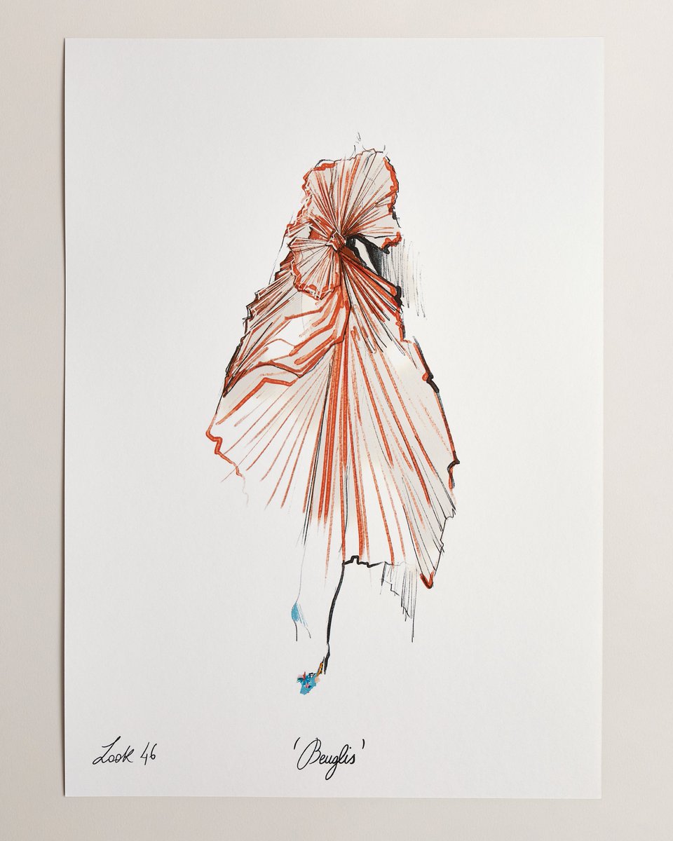 kay020406's tweet photo. The superb copper dress by Dior. 
#DiorCouture🧡💫 https://t.co/uctU4vpzws