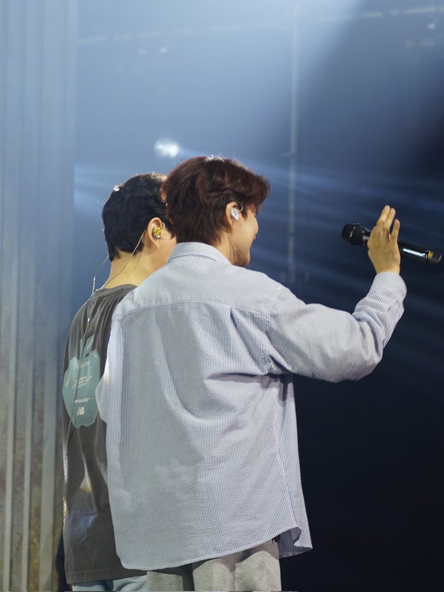 Gam_Seed's tweet photo. 아 공주님안기 뭐야이거
대체뭐하고논거야??ㅜㅜ
ㅋ
ㅋ
ㅋ
아고양이얼굴에 행복100인데요?지금 https://t.co/vxuU6Hh3qm