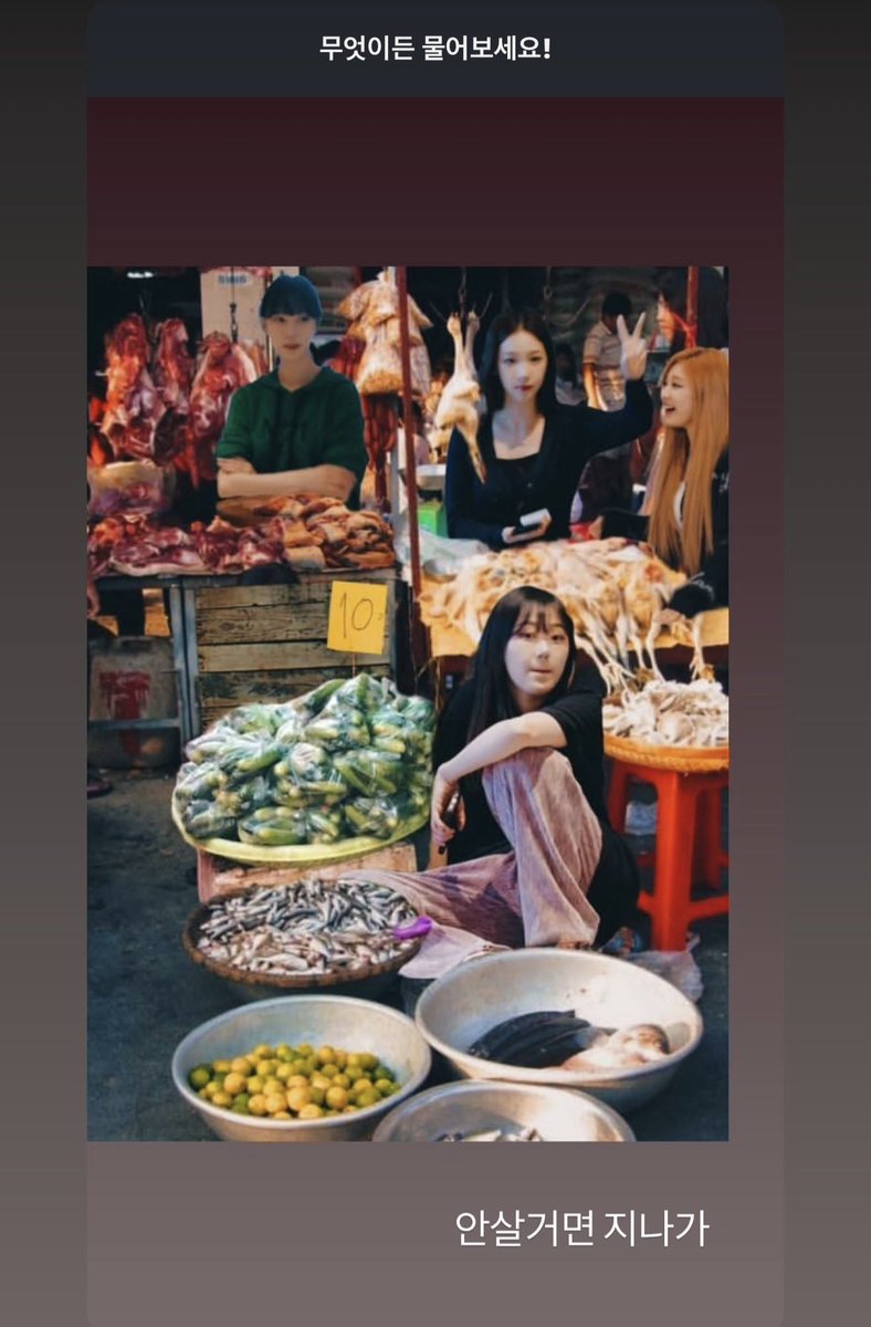 mjkmwntr's tweet photo. MINJEONG saw the edits of aespa in the market FINALLY LMAO

“If you’re not going to buy, move along” https://t.co/gJLxiegCNT