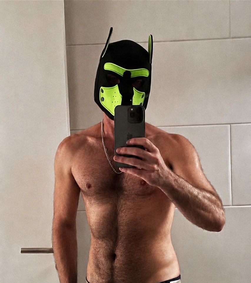 hotFTMHere's tweet photo. Hot at home ;) do you want to play? #trans #feetfetish #sextoys #ftm https://t.co/L892SsgERS