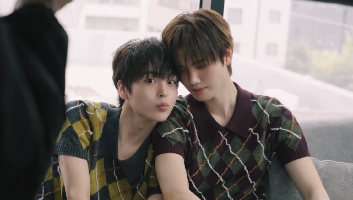 cravitytwt's tweet photo. hyeongjun: we’ve known each other for nine years, our ninth year https://t.co/86rByZX61S