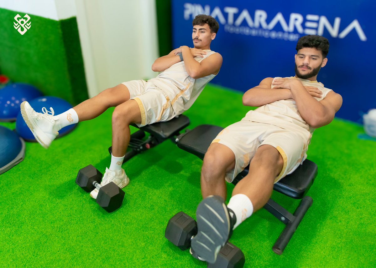 AlKholoodClub's tweet photo. جانب من تمارين الإعداد البدني الصباحية لهذا اليوم. 🏋️💯

#الخلود_في_اسبانيا https://t.co/pXC14AyIfe
