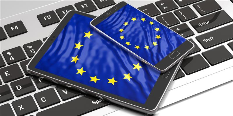DigitalEU's tweet photo. New white paper explores four possible futures for digital democracy in Europe.
Published under the EU-funded INNOVADE project, it outlines four scenarios for 2050, examining how digital technologies could shape democracy and society.
#WeekendRead: 🔗https://t.co/vTDbfMoCeX https://t.co/bMSWKlxz2k