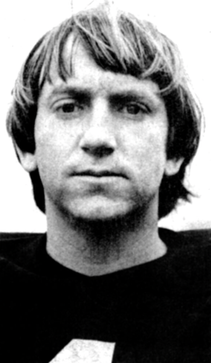 DaneRichardso16's tweet photo. 57 days till kickoff for @KentStFootball!🏈

Herb Page went 57% on field goals in 1973, going 8-14

Page, a member of the 1972 MAC title team, is Flashes royalty, later winning 23 MAC titles and MAC coach of the year awards as the HC of Kent State men's golf...legend⚡️ https://t.co/qiHpeceT6Y