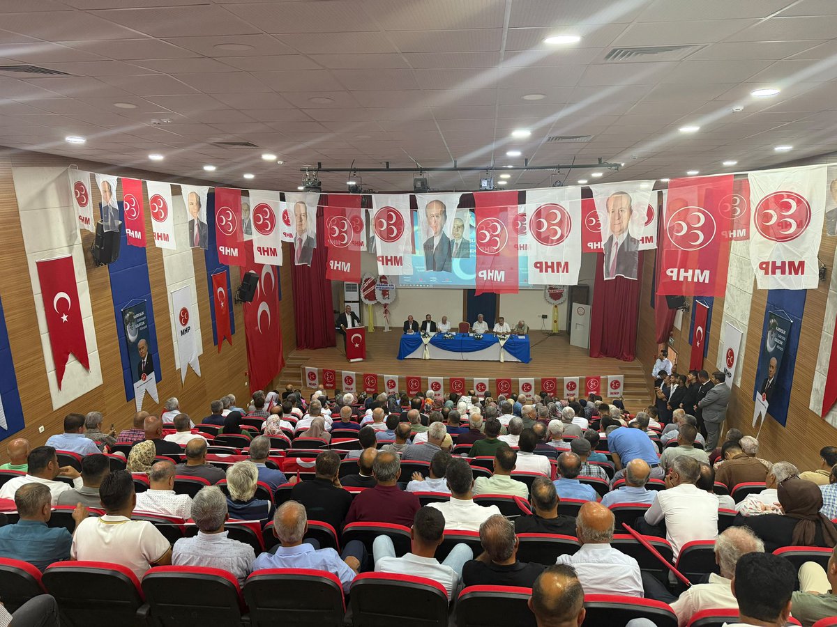 metintasci83's tweet photo. Yayladağı   
15.Olağan kongremizi tamamladık.
İlçe Başkanlığı görevine seçilen Celal ATMACA beye ve yönetimine başarılar diliyorum. https://t.co/CYmmnugLwB