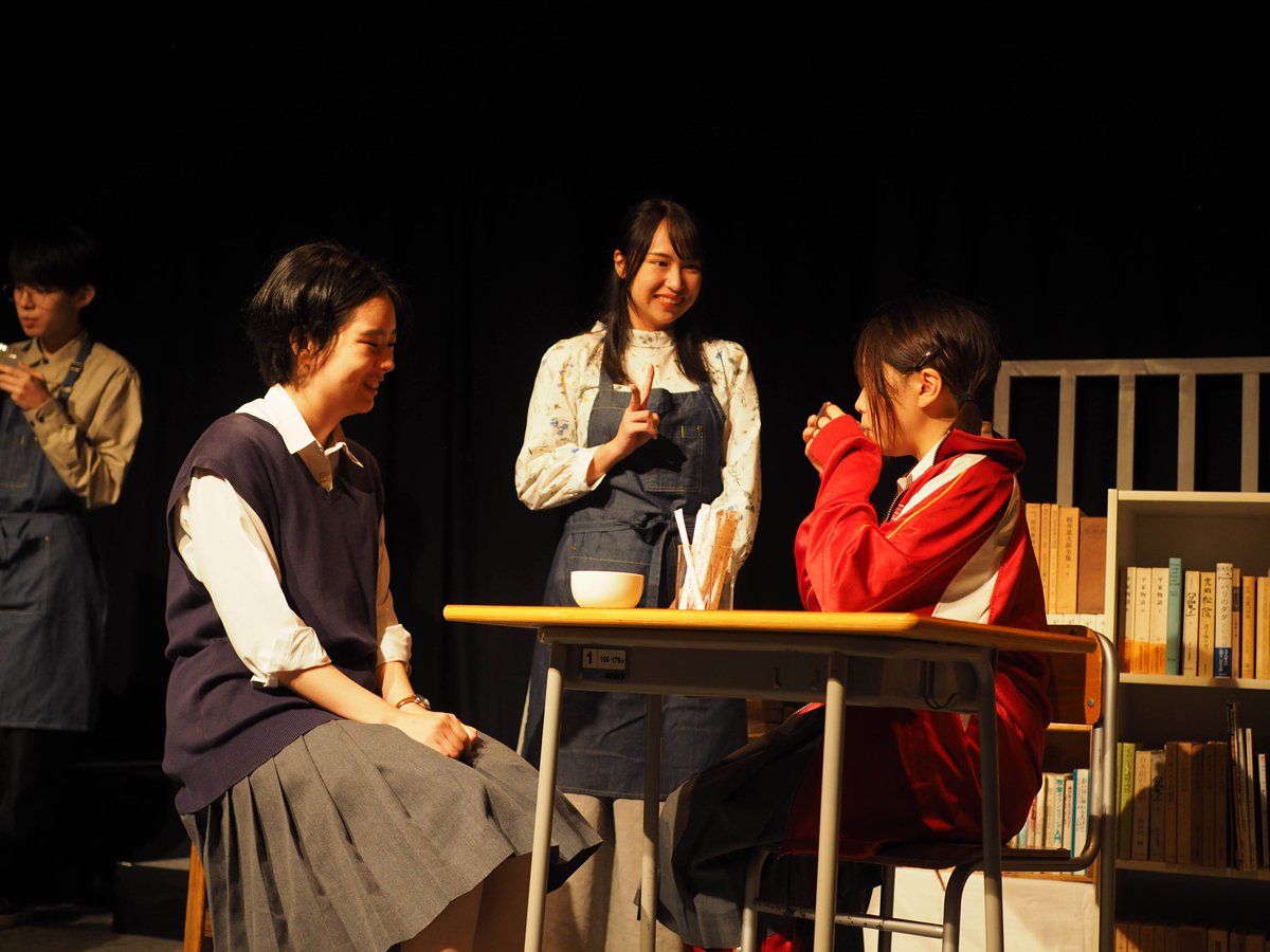 swallosu's tweet photo. #名前のない演劇祭D 
『#あっちむいてひょい』の
役者紹介 本日で3回目！

菜々瀬（ココロ役）

幽霊になったらやってみたいこと👻
空をふよふよとぶ https://t.co/3lRJ15cOkK