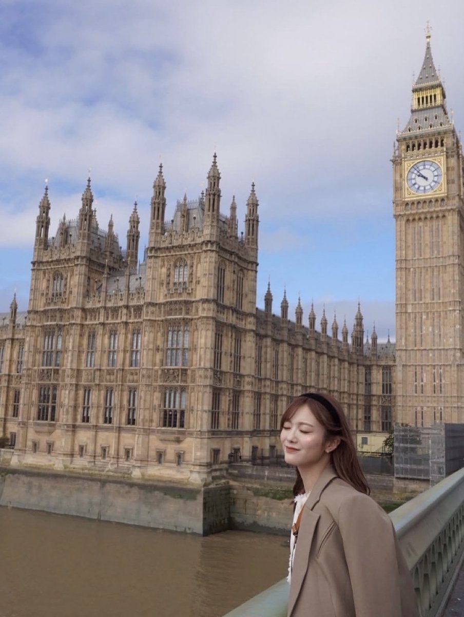 K_HonoSakura's tweet photo. プリンセスinイギリス
#田村保乃 
#honogram https://t.co/xJEOPPySY7