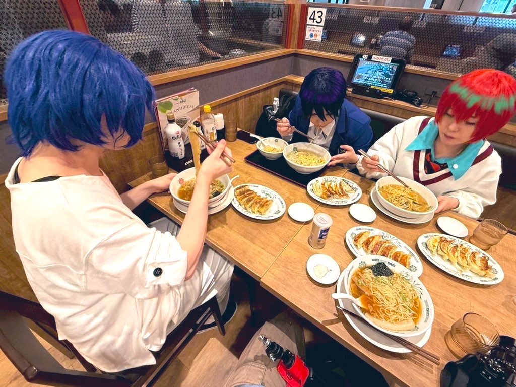 miyacos_tochigi's tweet photo. 📣お知らせ📣
8/16(日)開催 #ミヤテラ

■開催概要
・開催日：8月16日(日)
・時間：10:00～19:30
　（更衣室利用は20:00完全退室）
・会場：ライトキューブ宇都宮
・受付：3F ホワイエ
・女子更衣室：3F 中ホール西側
・男性更衣室：3F 控室

■参加区分（事前登録・当日現金払い）
・第一部　10:00～16:30
・第二部　11:30～18:00
・通し参加　10:00～19:30
・見学参加　10:00〜19:30

■イベントポイント
・カメラマン参加費300円OFF📸
・撮影用占有ブースを先着登録10組、今回は初回価格で受付です！
　グループだけの空間で撮影を楽しめます。詳細はホームページへ。
・空調完備で暑い日でも快適
・自家用車来場の方はコスプレ完成状態での来場OK
・ランダムダンス開催！

暑い夏でも空調完備の快適な会場で、コスプレ・撮影・交流を思いきり楽しみましょう！
皆さまのご参加をお待ちしています！✨

📢 事前登録は7月13日(月)18:00スタート！

JR宇都宮駅西口側での遊び方はこちら↓✨
https://t.co/MFo114vHiV

#ミヤテラ