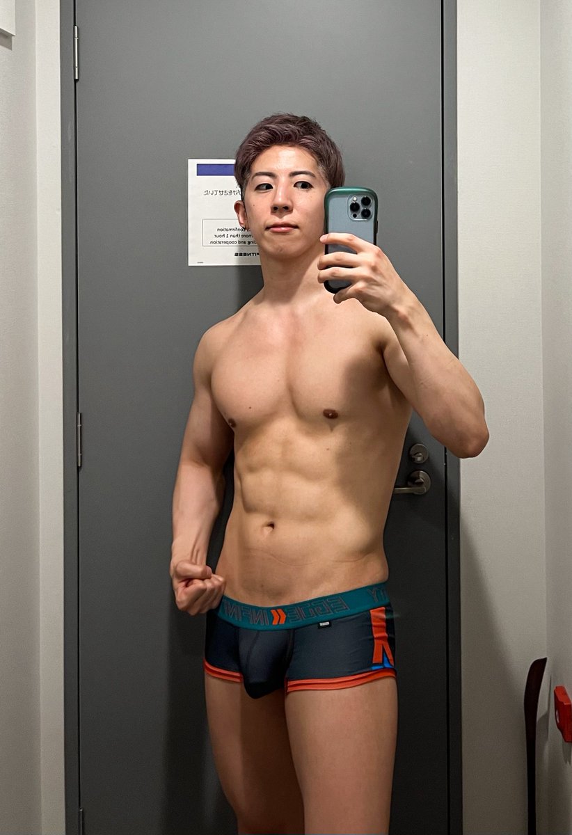 koropanda2's tweet photo. てなわけで木曜日！！
#筋肉 #細マッチョ #胸筋 #fitness #muscle #筋トレ好きな人と繋がりたい #筋トレ https://t.co/AJK8Y9pLMh