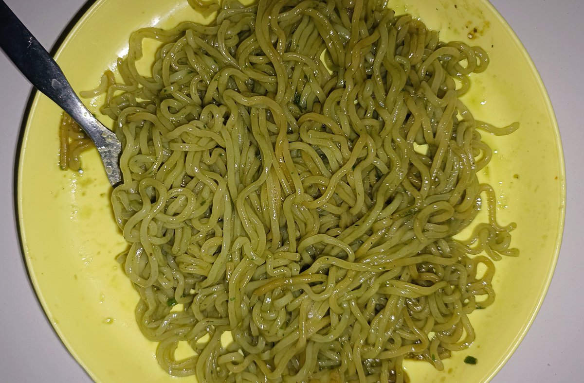 heiitsmei's tweet photo. Indomie goreng cabe ijo comeback gais. Siapa yang udah beli &amp; cobain juga? Yang doyan mie gurih pedes pasti bakal suka banget sih 🔥 https://t.co/GfxkefxtTq