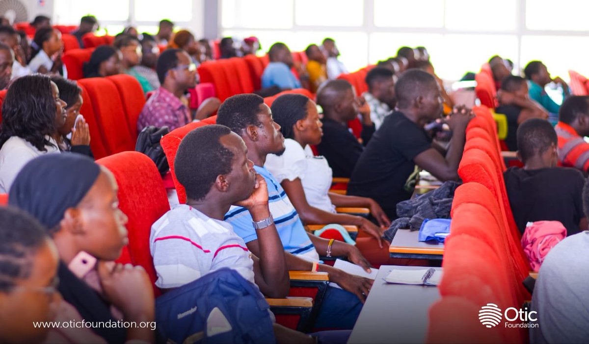 U.S. Exchange Alumni Uganda tweet media