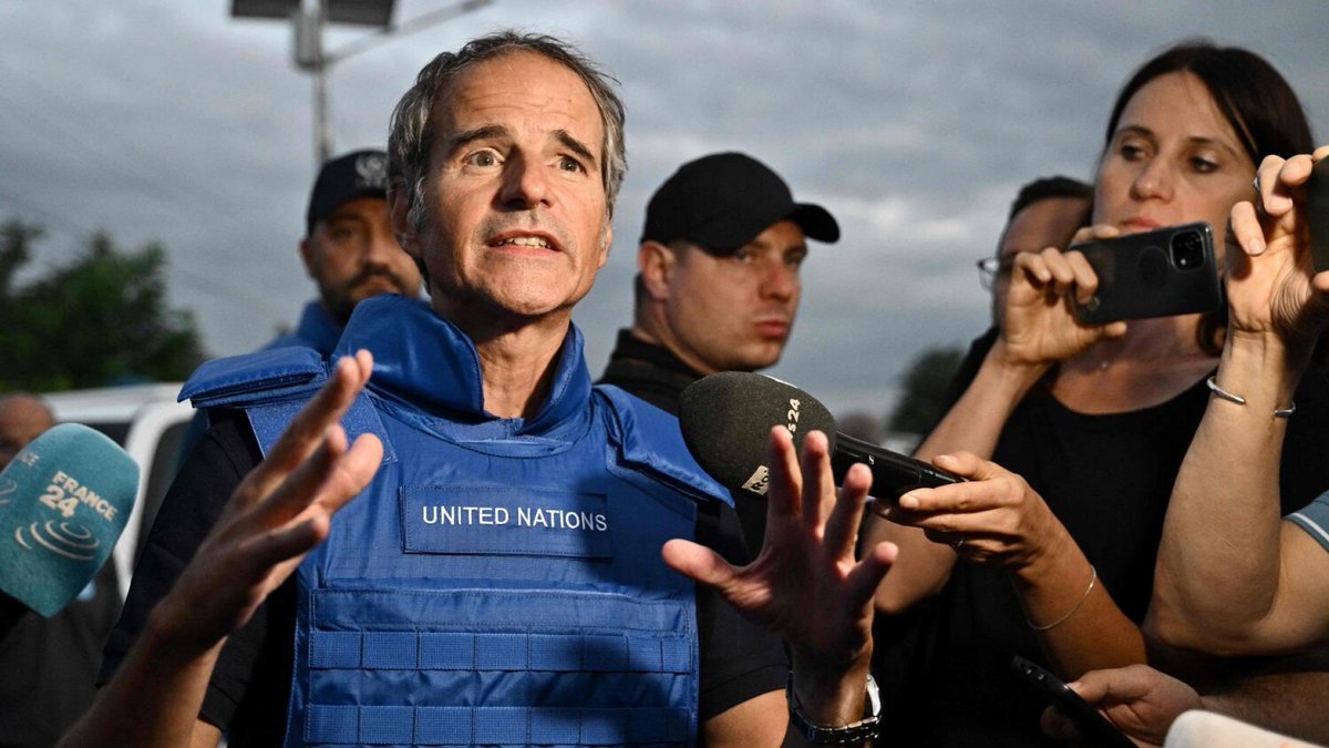 GROSSIxUN's tweet photo. “The UN cannot be expected to prevent or end every war, but working toward that end is its core task”

@rafaelmgrossi on why the UN must be present where conflicts unfold, more focused on prevention &amp; more effective in delivering.

Via @ForeignAffairs: https://t.co/Mg4piXyU2m https://t.co/8WH9DBx1OO