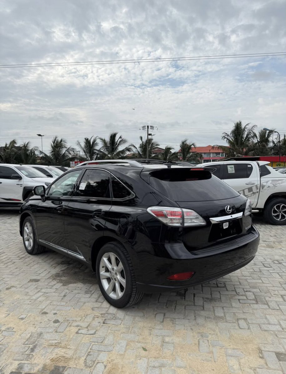 BuyLagosLtd's tweet photo. Toks 2011 Lexus RX350
Asking Price is 19.5m (Slightly Negotiable)
Location: Lekki

If interested, DM or Call/Whatsapp; 08188111105 for Inspection.
#BuyLagosLtd #BuyLagosLtdAutomobile  #CarForSale #LexusRX350 https://t.co/mrTqVNU6U8