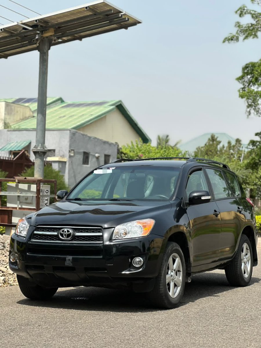 Autonautt's tweet photo. DIRECT BELGIUM 2011 TOYOTA RAV4 LE BLACK ON CREAM INTERIOR WITH ORIGINAL CUSTOM DUTY @11.6M IN ABUJA 🇳🇬 https://t.co/wUBjIGvPLX
