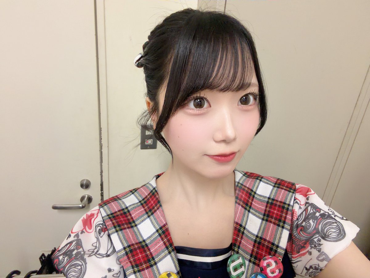 ___hmdxhbk___'s tweet photo. #アイドルの夜明け公演 
ありがとうございました！♩⟡

ここあさん初日！！
元気いっぱいで可愛かったです♡

久々のポジションうれしかったなぁ！
 #STU48 https://t.co/Xe5wyzXO88