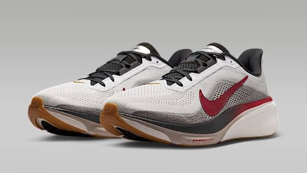 _1STLook's tweet photo. Pegasus 42

Nike Official Images https://t.co/jAHbST924V