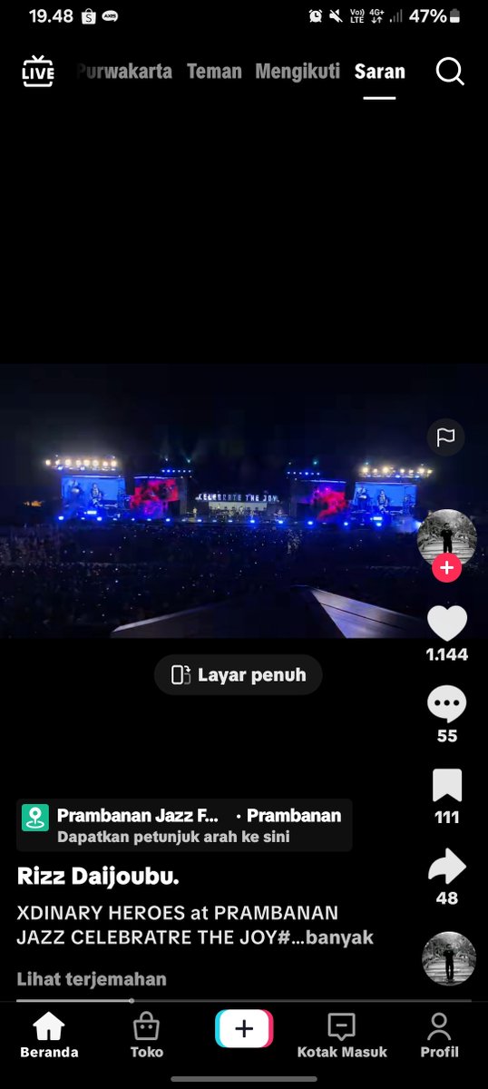 oursungddenly's tweet photo. Waktu sore gue ngeh kalau di atas FOH tu masih ada bangunan rangka lagi, cuman gue mikir buat apa? Ternyata bisa buat manusia, tau gitu gue panjat ntu FOH bang 😭😭😭 https://t.co/fpd7iGyoio
