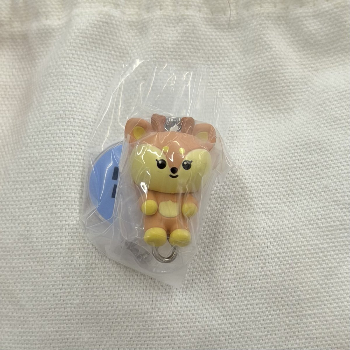 hs__ch's tweet photo. ガチャガチャ SEVENTEEN セブンティーン セブチ MINITEEN ミニティーン つまんでつなげてますこっと 01 02 ガチャ 交換

【譲】ジョシュア⛓️

【求】ホシ🐯（🦀⛓️どちらでも）

大阪府内での手渡しのみ
お気軽にお声掛けください🙌🏻 https://t.co/WZy7KacIZr
