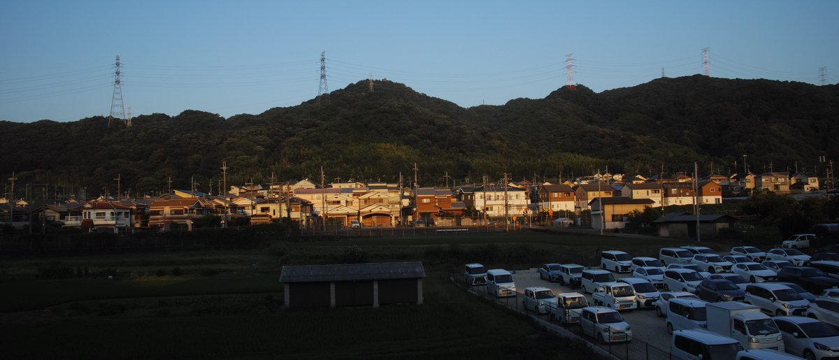 takemuramino's tweet photo. dngで撮ったやつ。
なんか普通っていうか。
シグマらしくない画質になってしまうような。
でも21:9のパノラマは面白そうだな。
天地が短くカットされてしまうけど。
#写真好きな人と繋がりたい #写真撮ってる人と繋がりたい #PerfectThing https://t.co/f3BHU8QWdV