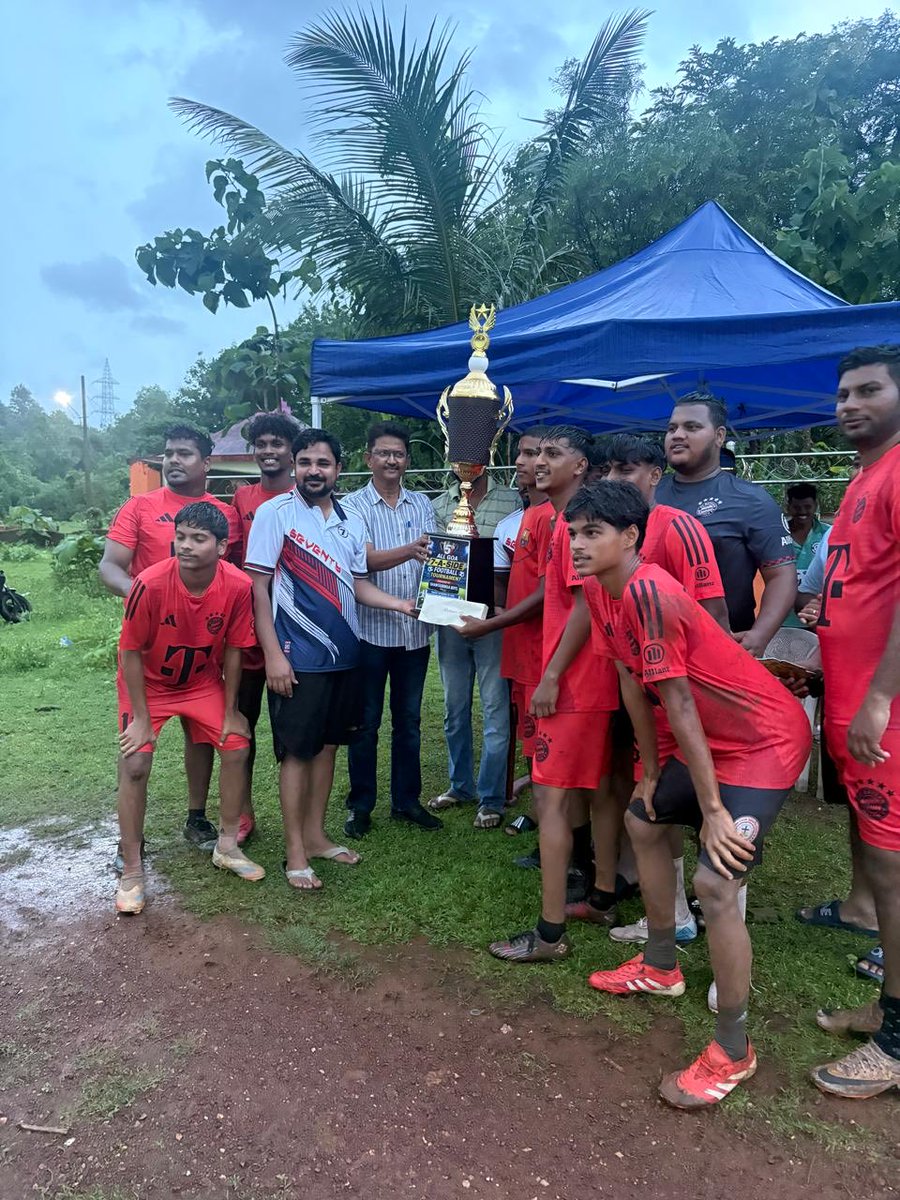 ielvisgomes's tweet photo. While the football world is captivated by the FIFA World Cup, nothing compares to witnessing the passion, determination, and talent of our own local youngsters. Rain or shine, they continue to inspire with their love for the beautiful game. ⚽🌧️

It was a privilege to be present and to hand over the trophies to both the Champions and the Runners-up. Congratulations to every player, organizer, volunteer, and supporter for making the tournament a memorable success.

Grassroots football is where dreams begin. Wishing all these young footballers continued success on and off the field.