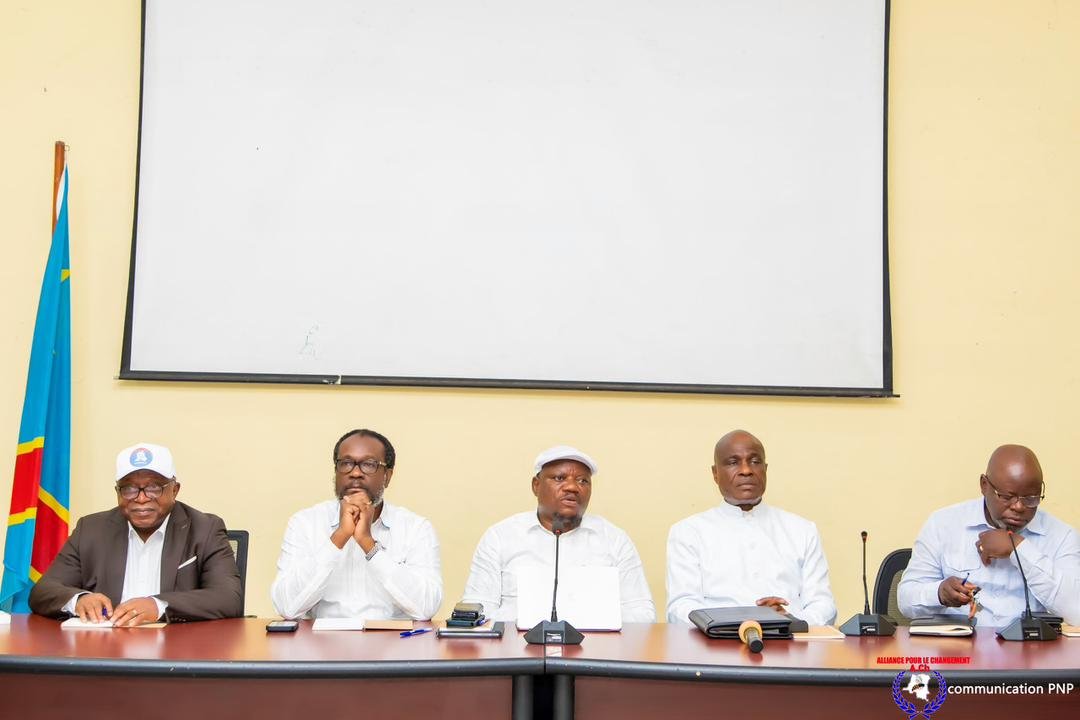 StanysBujakera's tweet photo. #RDC: "Après le succès de la journée « ville morte » du 3 juin et du sit-in historique du 12 juin, la C64 appelle toutes les Congolaises et tous les Congolais à participer massivement à la grande marche pacifique du 22 juillet 2026 vers le Palais de la Nation.Cette marche dira NON au coup d’État constitutionnel, NON à la confiscation de la souveraineté populaire, NON à la guerre permanente et à la mauvaise gouvernance", (Déclaration)