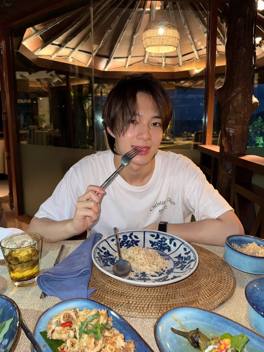 NNs_Chubbycheek's tweet photo. นุนิวจาอีทอีทยังคิวตี้เซะซี่ได้ หน้าอ้อนสึด ๆ คนถ่ายเขาไหวได้ไงอ่า 🥹✨🤏 https://t.co/szdZ7wcTg6
