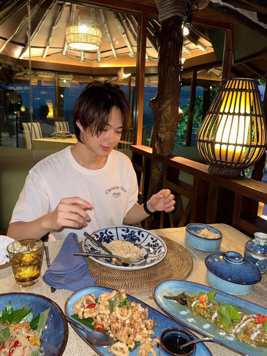 NNs_Chubbycheek's tweet photo. นุนิวจาอีทอีทยังคิวตี้เซะซี่ได้ หน้าอ้อนสึด ๆ คนถ่ายเขาไหวได้ไงอ่า 🥹✨🤏 https://t.co/szdZ7wcTg6