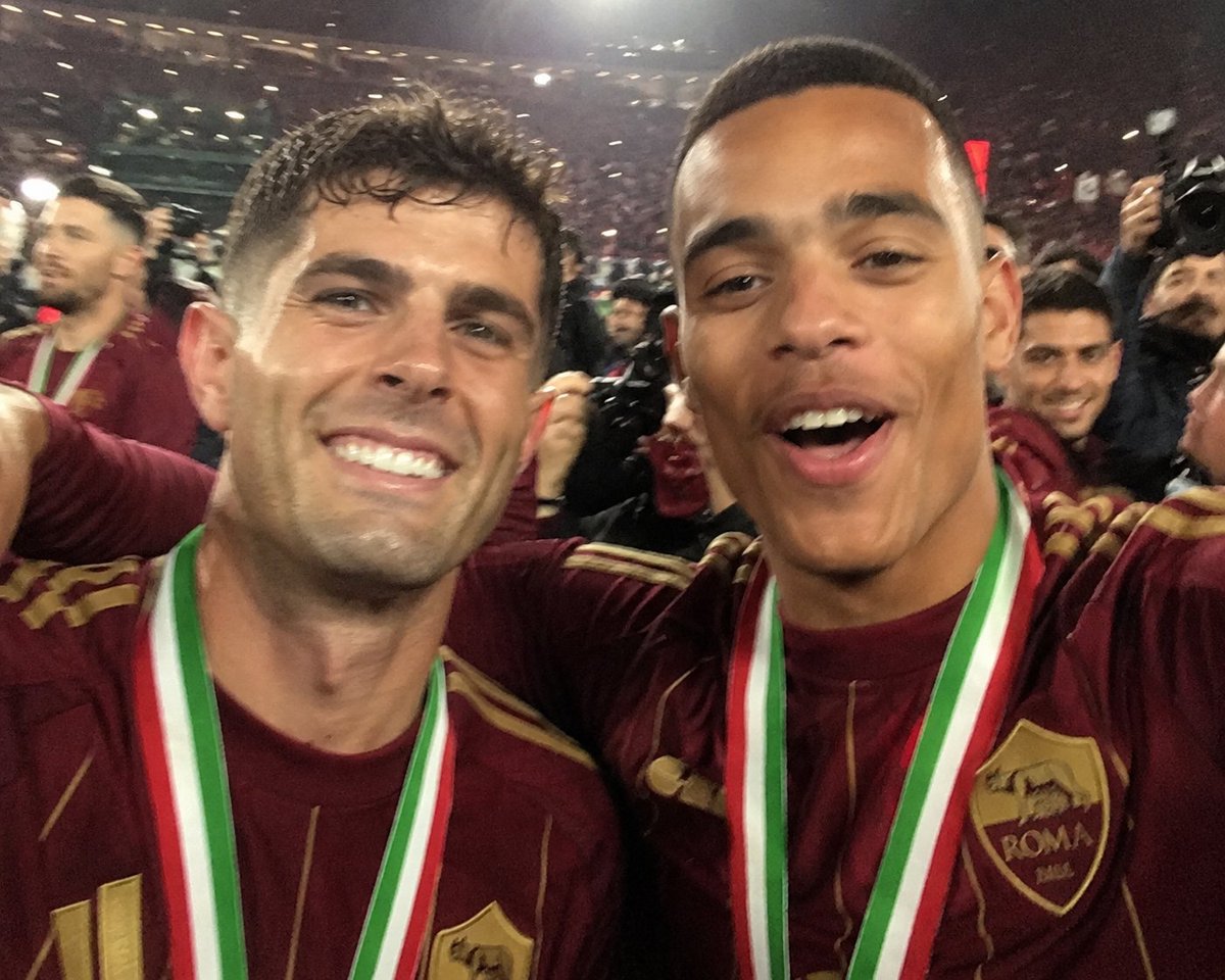 angelo_bonafede's tweet photo. @cenciounga Si, tridente pazzesco. https://t.co/vq0v6tdoMK