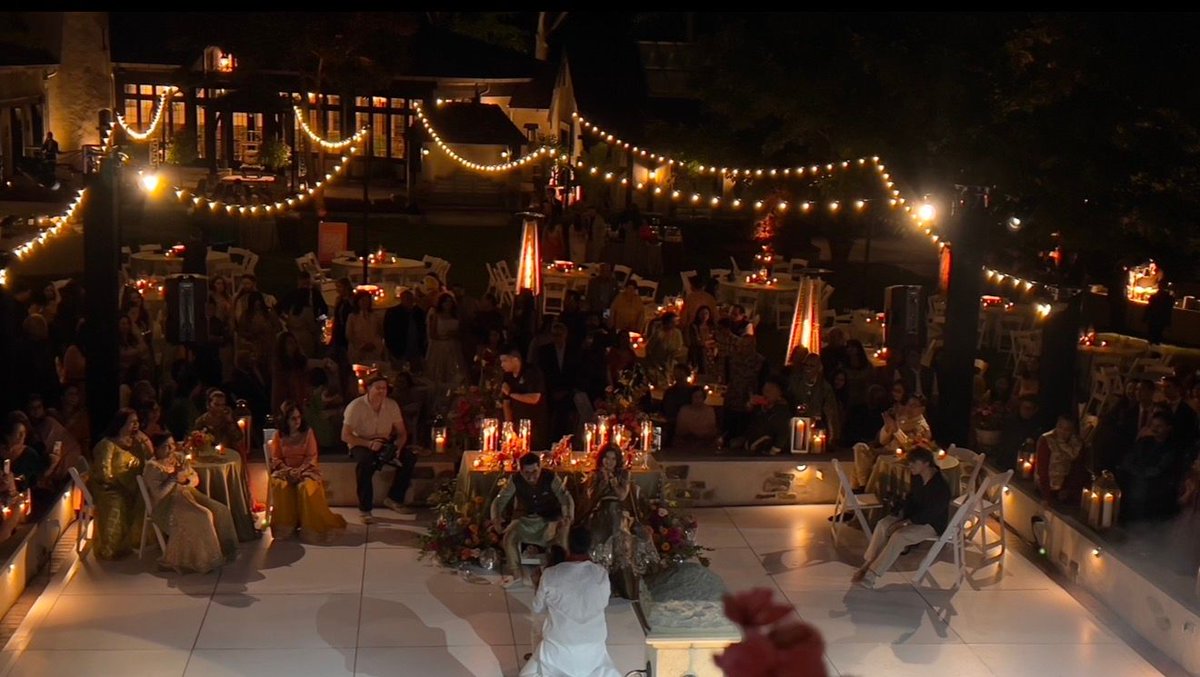 WeddingLighting's tweet photo. Outdoor receptions at night don't have walls or ceilings to work with. You build the sense of intimacy entirely through light. When it works, nobody notices. That's the goal. https://t.co/f5n1HVv6Ad