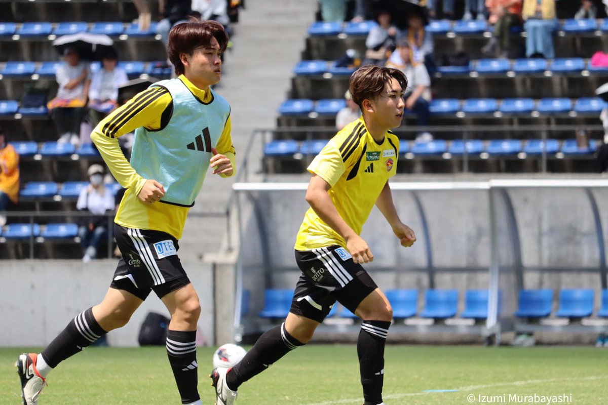 Idumimuraba's tweet photo. 南創太選手
「練習の一つ一つのプレーで細かい競争が生まれている。そういった競争ができることで自分の中で得るものがある。自分の成長にフォーカスしていきたい。
W杯を見てすごく燃えた。まだまだほど遠いですが、サッカー選手をやっている以上は、そこを目指さないといけない」
#vegalta https://t.co/BJjB65jR9W