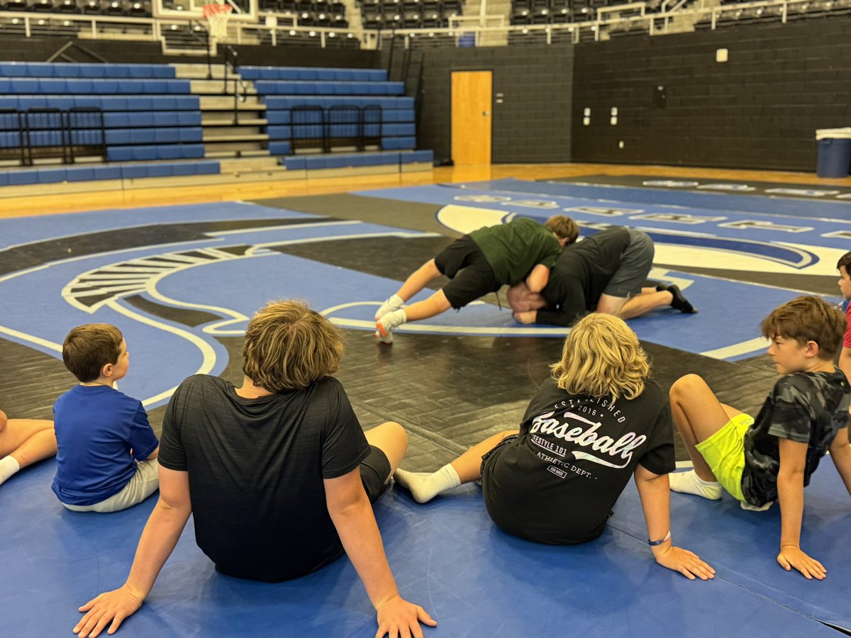 Cen10Wrestles's tweet photo. Ended our Spartan Wrestling Camp for our K-9th yesterday! Great camp with great kids who showed Spartan toughness, were sponges with instruction, and worked hard for grinding 3 days! We had 14 future Spartans get BETTER the last 3 days.
#SpartanTough #AgogeTrained #STS https://t.co/0itsRDoeK6